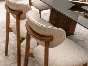 NICOLE Blagovaonska stolica 410 €