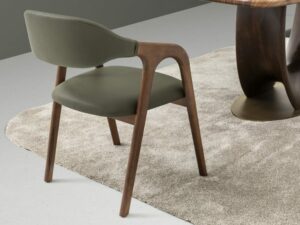 MASIF Blagovaonska stolica 460 €