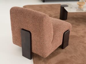 KAJU  Fotelja 920€